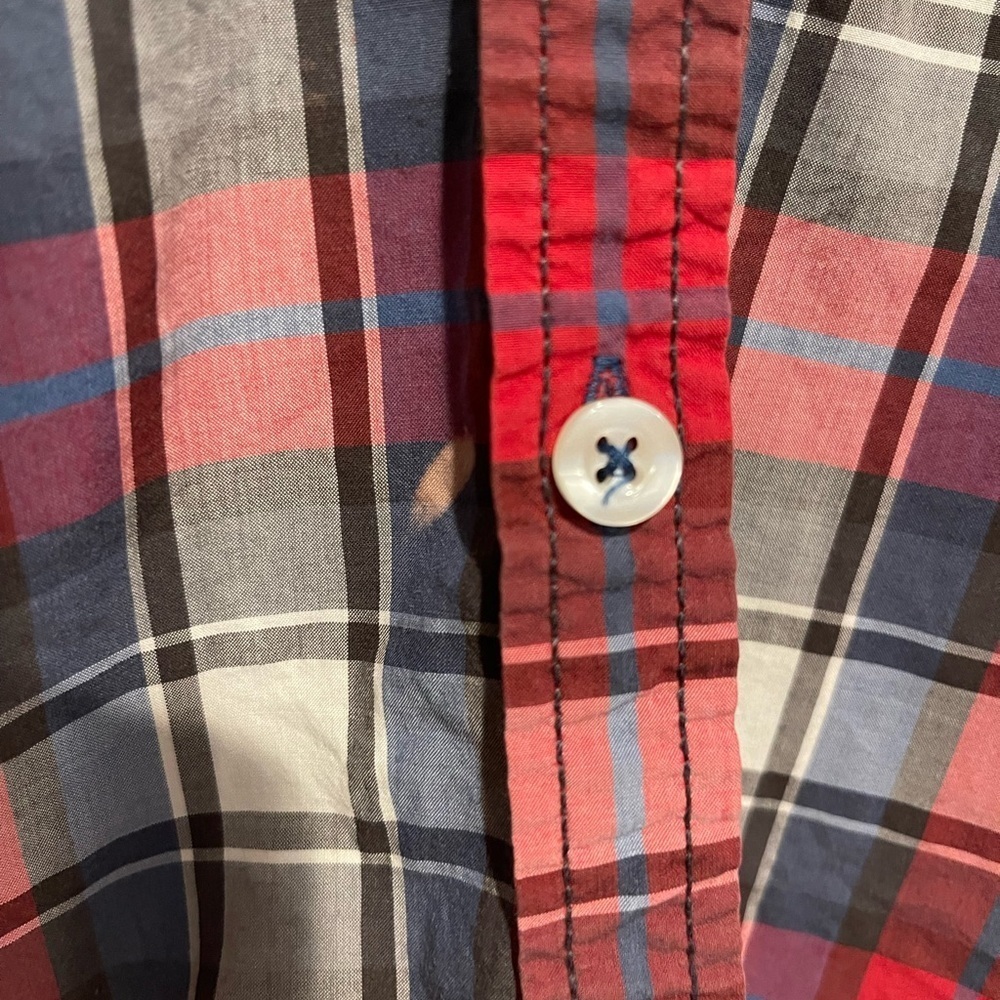 American Eagle Classic Prep Fit Button Down - Picture 6 of 10